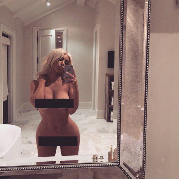 Read more about the article Kim Kardashian Shares Naked Selfie Because She Had ‘Nothing To Wear’